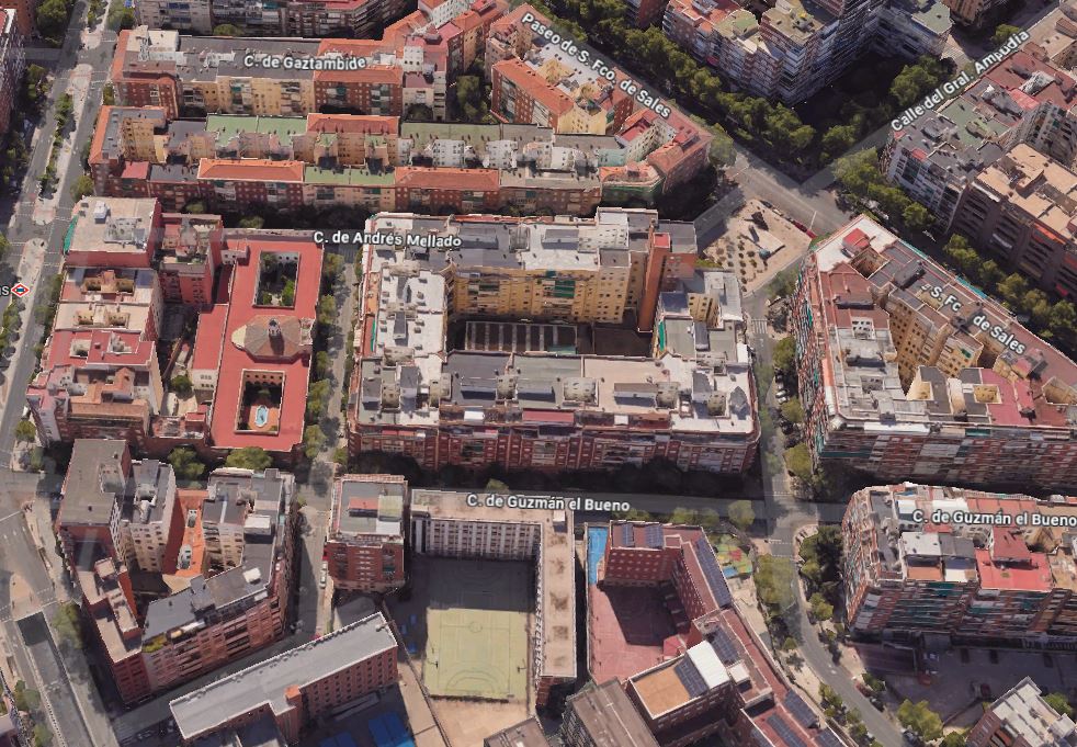 Condiciones patio de manzana para cumplir como fachada vivienda